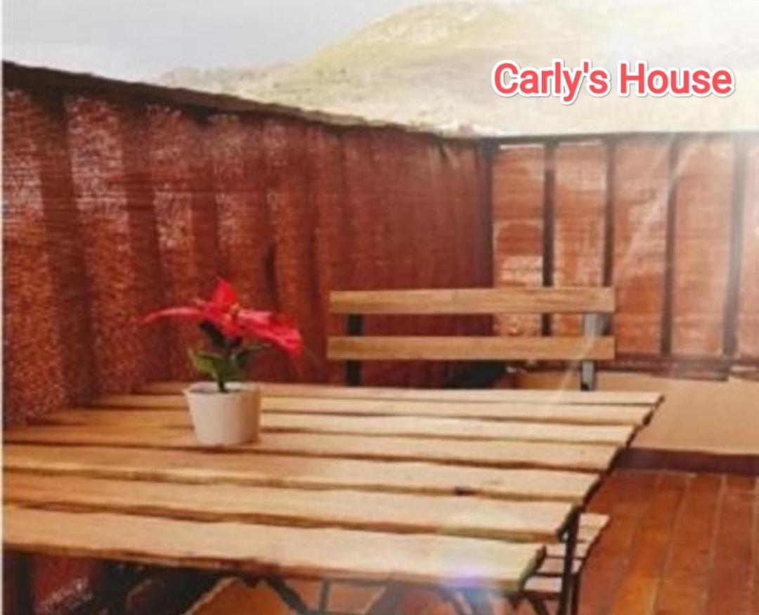 Ferienwohnung Carly'S House Onís Exterior foto